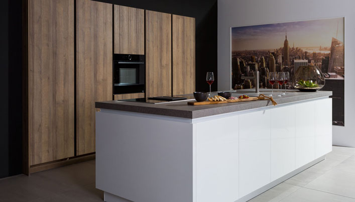 Nieuwe witte ECOOK showroomkeuken | Satink Keukens Nieuwe witte ECOOK showroomkeuken | Satink Keukens